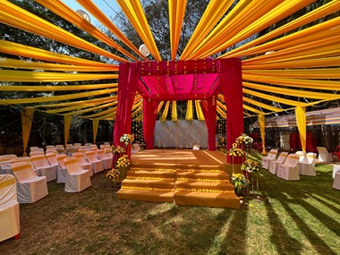 Digambar Hall