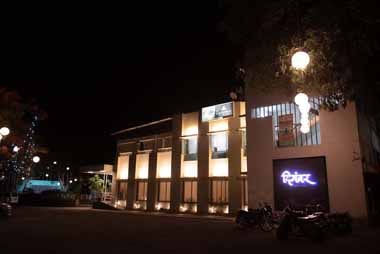 Digambar Hall